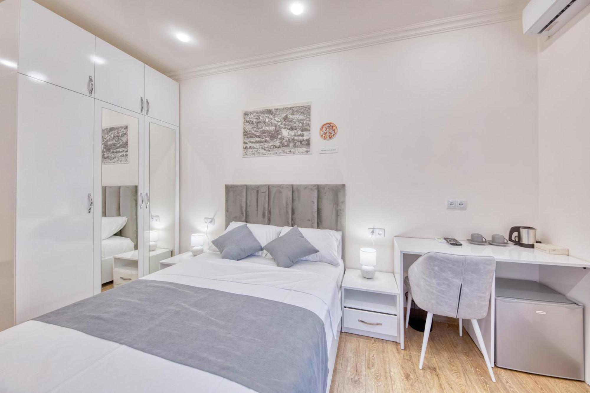 Maison Heritage Hotel 예레반 외부 사진